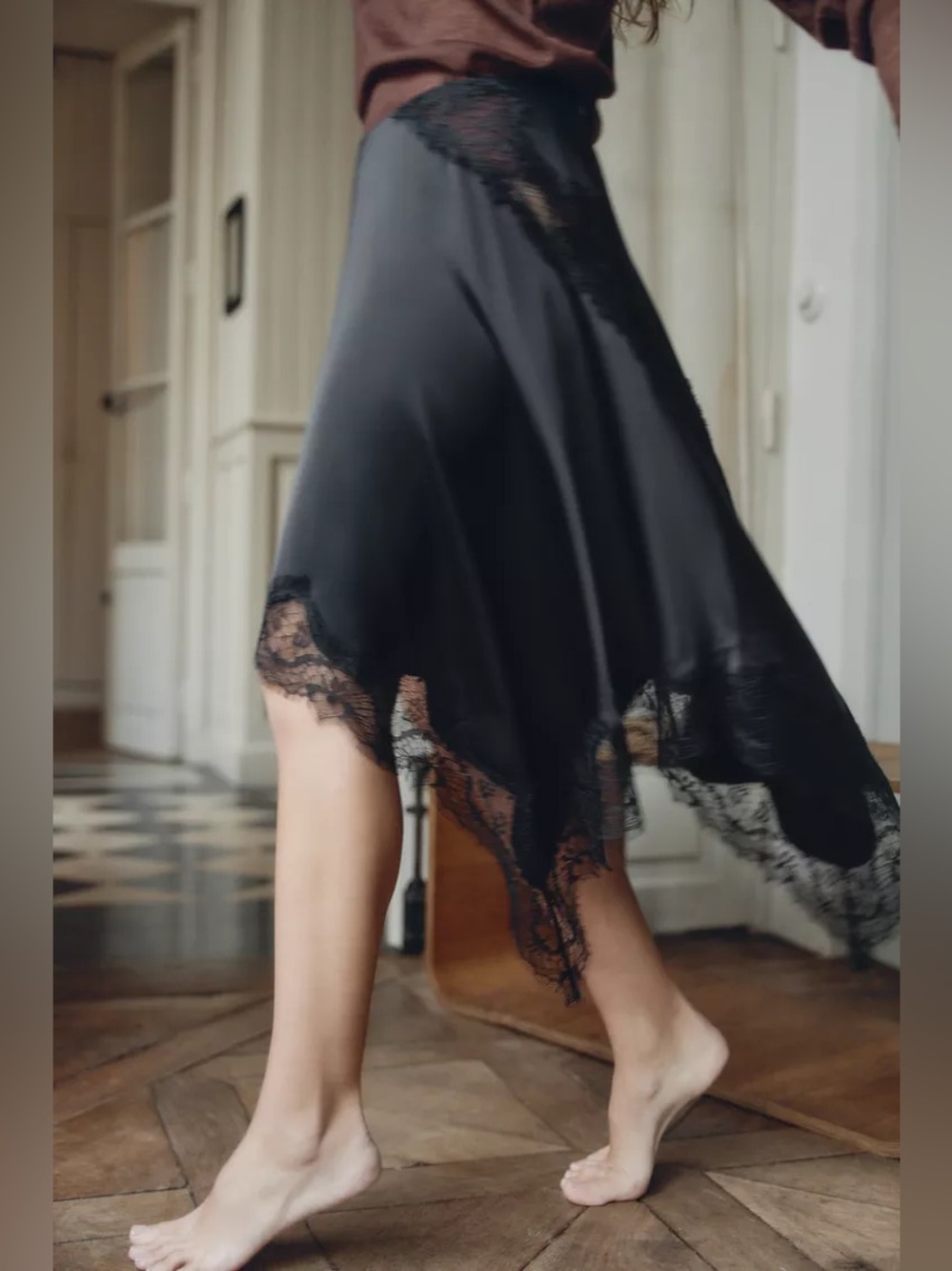 Zara Women’s Asymmetric Black Lace Slip Skirt
